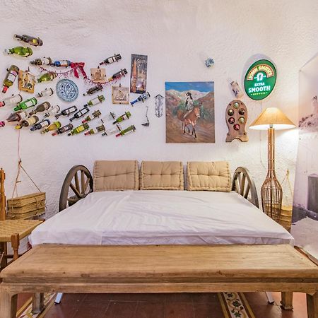 Cueva D'Antonio Apartment โมนาชิล ภายนอก รูปภาพ